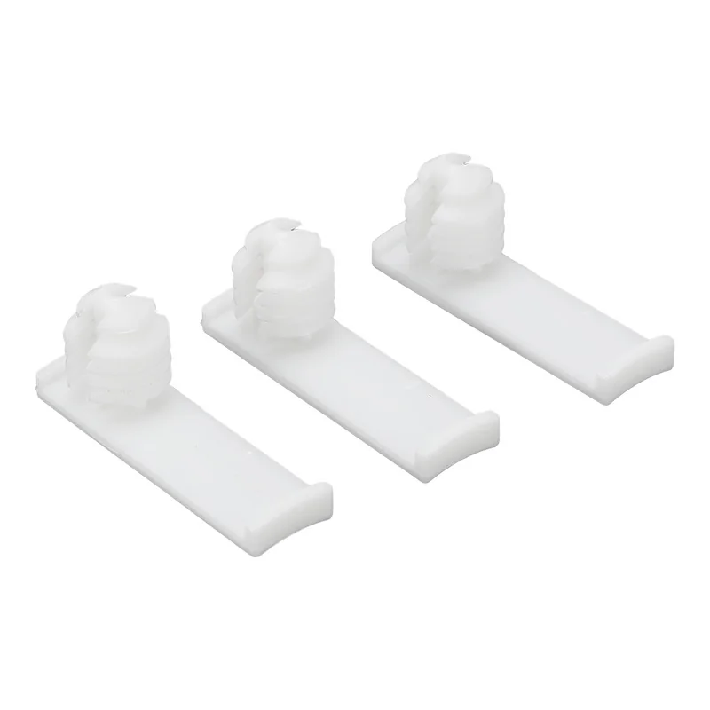 151-00790 Fir-Tree Bundling Clip for Round Holes