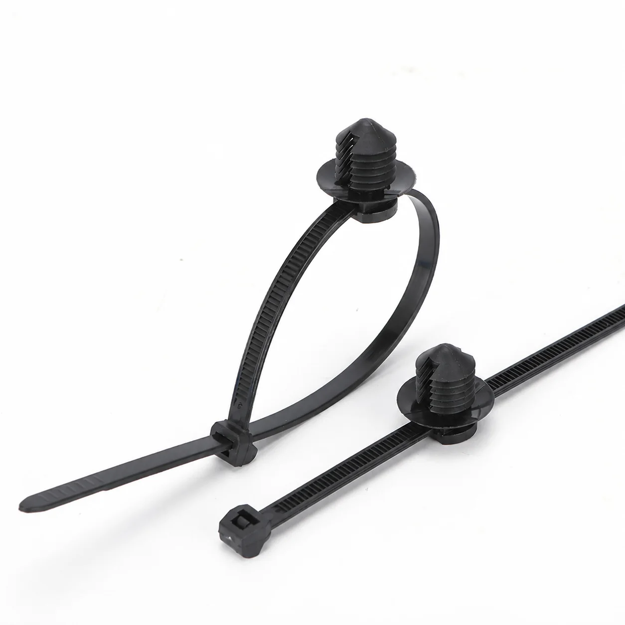 156-00120 Round-Hole Fir-Tree Cable Tie with Disc