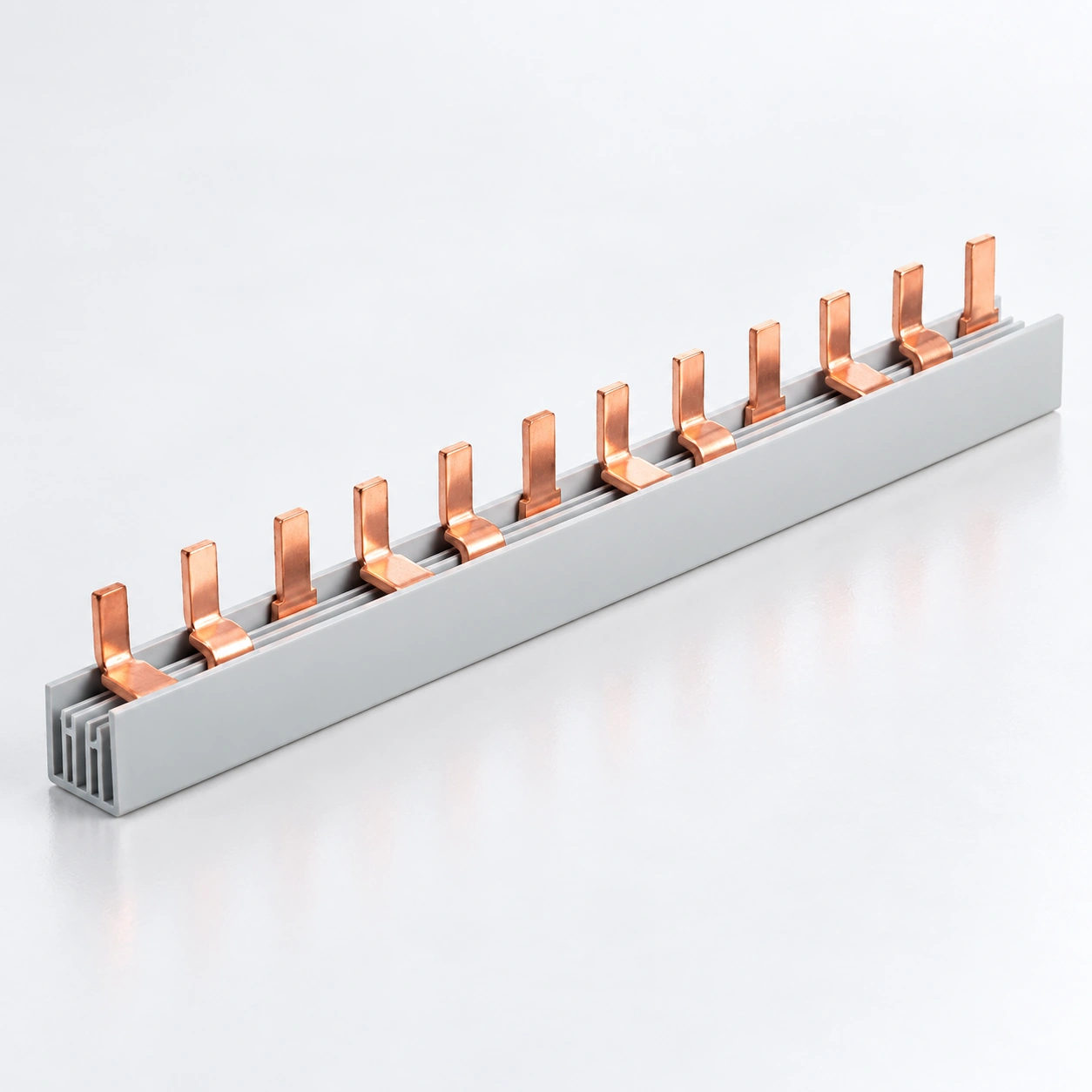 BS303 Seri 3P MCB Busbar Tipe U